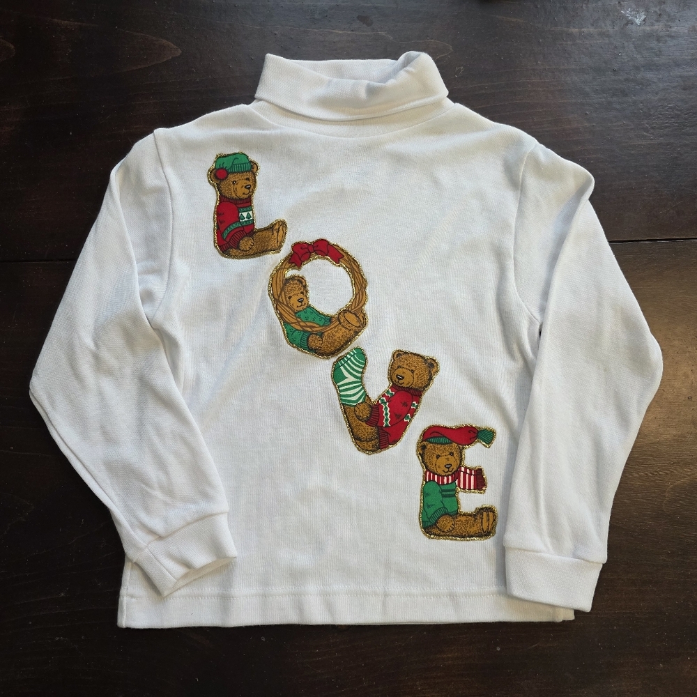 Christmas Young Essentials Vintage White Turtle Neck with Bear LOVE Design